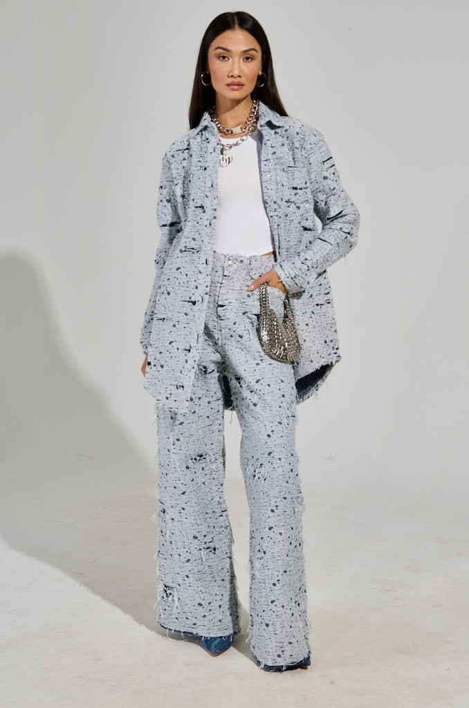 NEVER LOSE ME DISTRESSED BUTTON DOWN LIGHT BLUE DENIM SHIRT