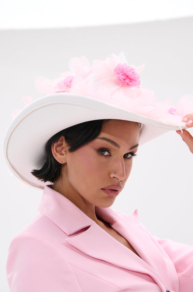 TO THE RACES FLOWER HAT