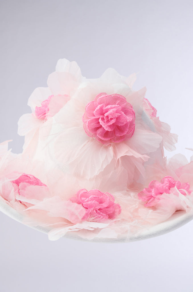 TO THE RACES FLOWER HAT
