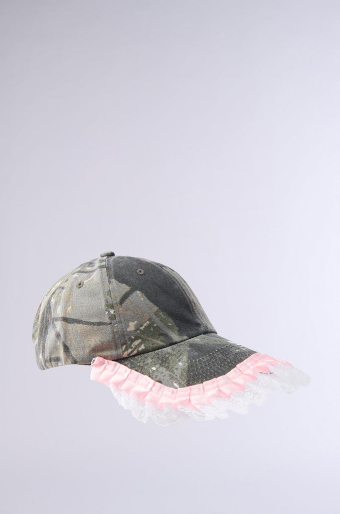 GIRLY VIBES CAMO HAT