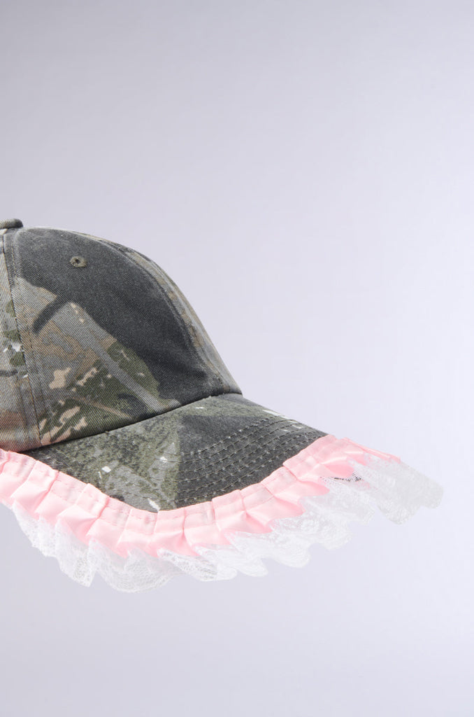 GIRLY VIBES CAMO HAT