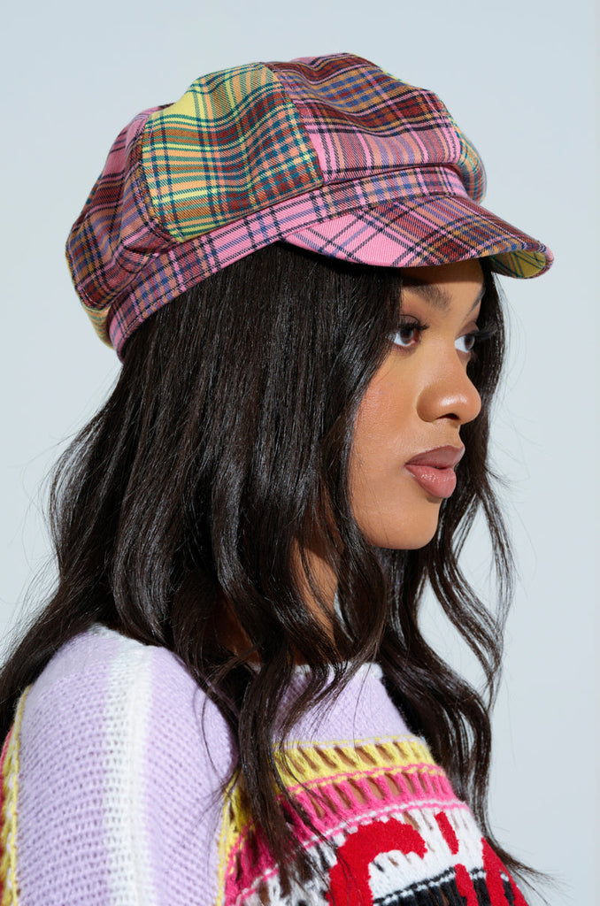 UR STYLE ICON PLAID BRIM HAT