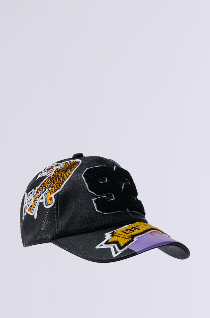 REALLY LIKE THAT DETAIL HAT