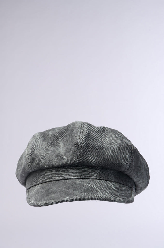 IT GURL PU BRIM HAT