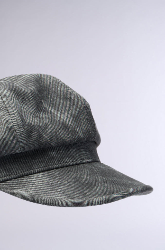 IT GURL PU BRIM HAT