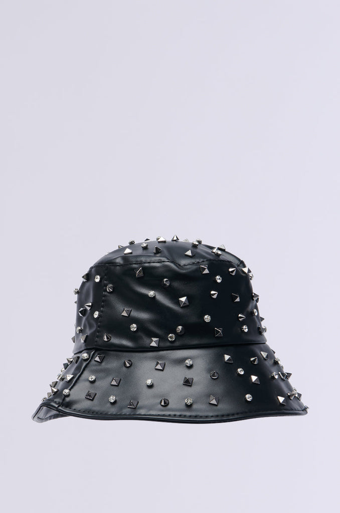 SUGAR AND SPICE BUCKET HAT