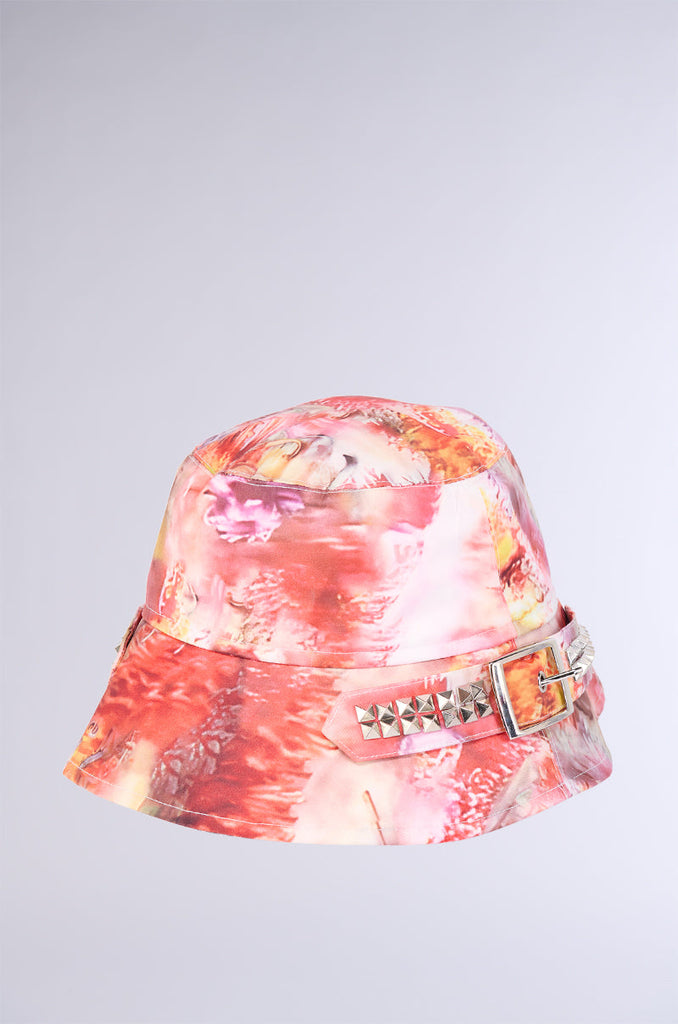 CRAZY LOVE BUCKET HAT