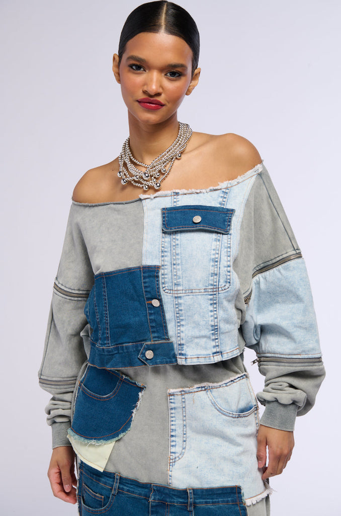 DENIM DREAMS ZIPPER DETAIL SWEATSHIRT