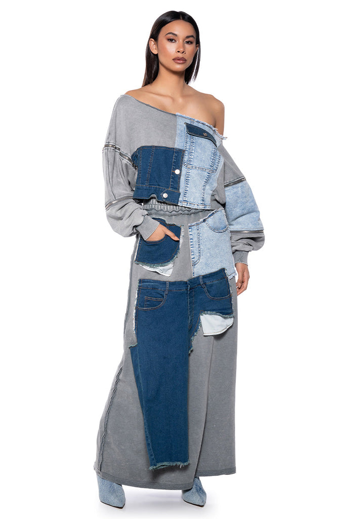 DENIM DREAMS ZIPPER DETAIL SWEATSHIRT
