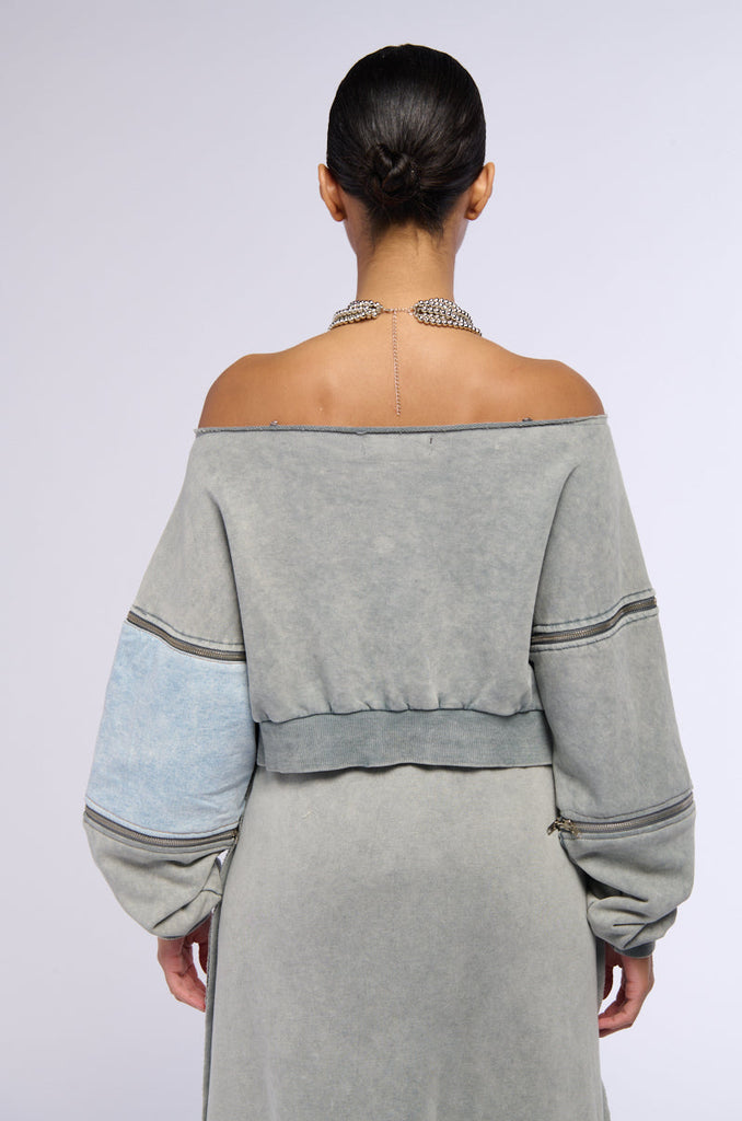 DENIM DREAMS ZIPPER DETAIL SWEATSHIRT
