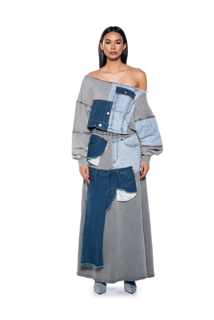 DENIM DREAMS ZIPPER DETAIL SWEATSHIRT