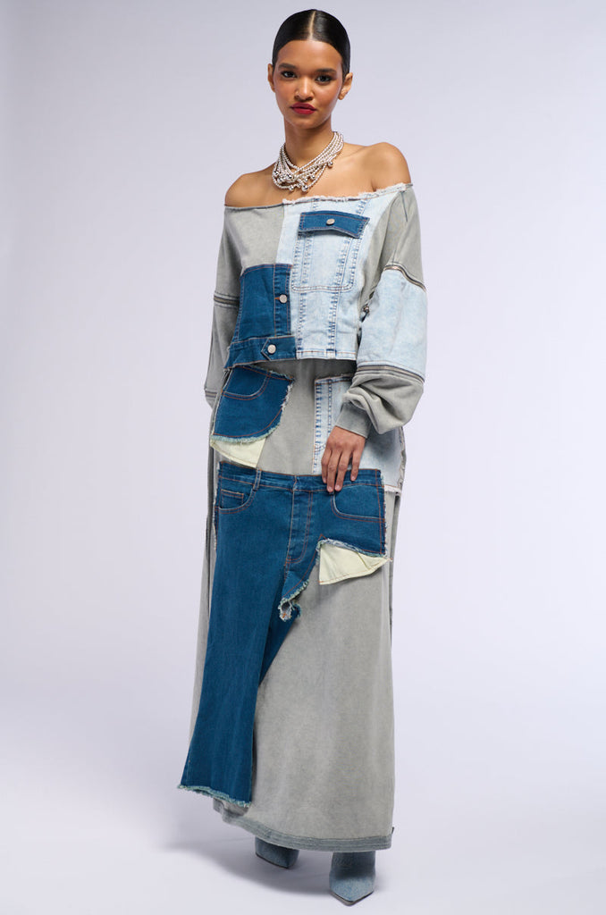 DENIM DREAMS ZIPPER DETAIL SWEATSHIRT