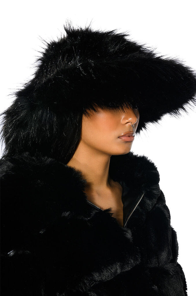 DIVINE FEMININE OVERSIZED FAUX FUR BUCKET HAT