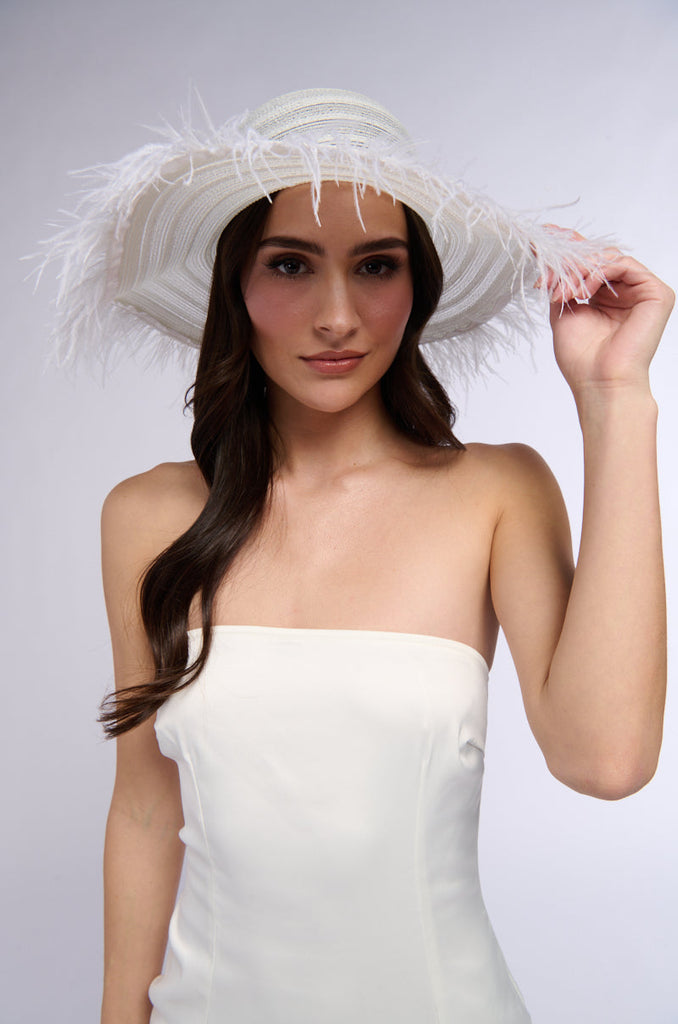 LUXE LIVING FEATHER SUN HAT