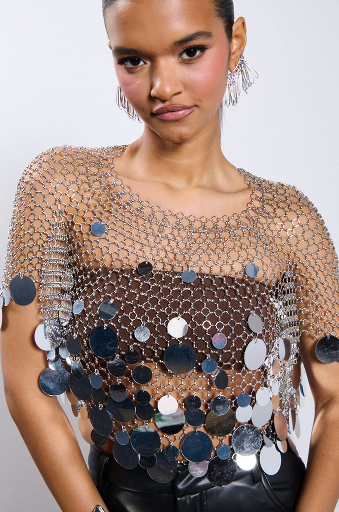 METALLIC SEQUIN CHAIN METAL TOP
